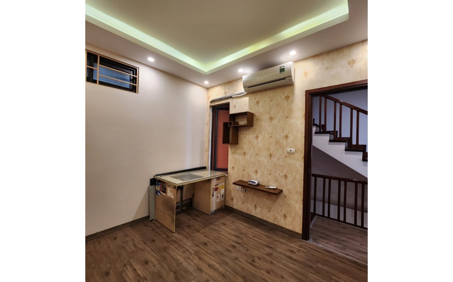 BÁN NHÀ GIÁP BÁT-HOÀNG MAI, 40 M2, 3 TẦNG, MT 7 M, GIÁ 7,4 TỶ.