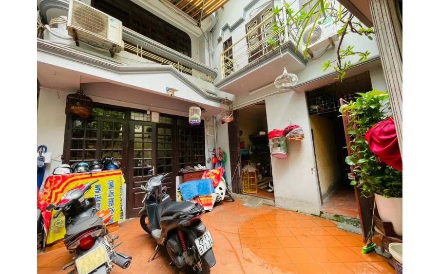 BÁN NHÀ ĐƯỜNG CẦU GIẤY, Ô TÔ, NGÕ THÔNG, 111M2, 17.2 TỶ, LHE 0385115799