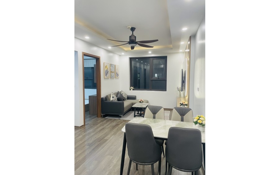 căn hộ CC 55 mét 2 ngủ giá 2ty580tr sổ đỏ mới ở luôn @home 987 tam trinh