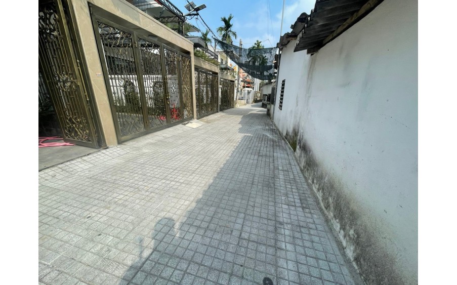 Bán Nhà 3 Tầng Có Gara Ô Tô Kiệt An Dương Vương. Sổ Hồng Hoàn Công, chỉ 2.9x tỷ