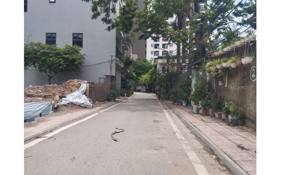 Cần Bán nhà 70m MT4,2m Đức Giang, Long Biên, oto ,KD, nhỉnh 4,2ty .