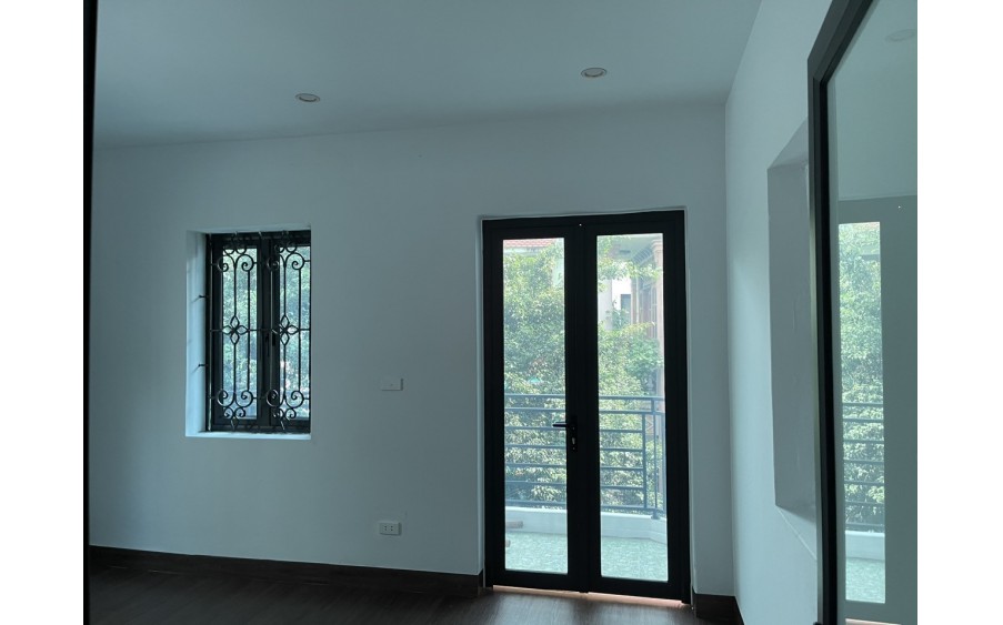 Bán nhà Triều Khúc- Thanh Trì , 50 m2, mặt tiền 4,5 m, giá 8,2  tỷ.