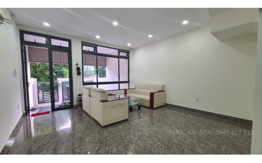 Bán nhà Hẻm Vip Thương Mại Sư Vạn Hạnh, 2 Ô Tô Tránh Nhau  - 1 Hầm 4 Tầng 16,5 Tỷ TL