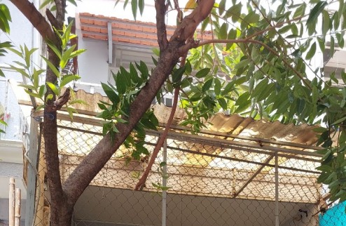 NHÀ BÁN NỞ HẬU CÁCH 30M RA MẶT TIỀN NGUYỄN VĂN ĐẬU P.5 BÌNH THẠNH
