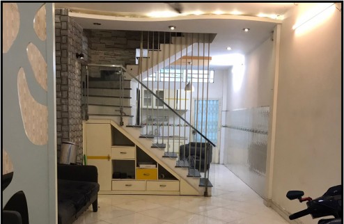 Cần bán nhà phố rẻ 1 trệt 2 lầu Nguyễn Thị Minh Khai Quận 3 TP. Sài Gòn