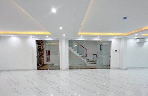 CẦU GIẤY -  KINH DOANH- Ô TÔ- THANG MÁY- DÒNG TIỀN- LÔ GÓC- THÔNG SÀN - Nhỉnh 33 TỶ