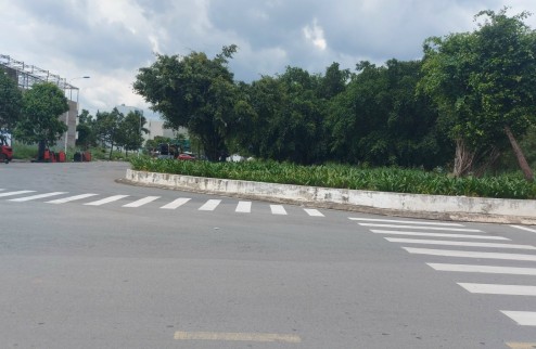Bán đất Đường GS18. 100m2, 5mx20m. 7.5 tỷ. Đông Hoà, Dĩ An, Bình Dương.