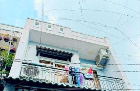 Bán nhà HXH Hương Lộ 3, BHH, Bình Tân,DT: 52m2 ( 4.3 x 12 ) x 2 tầng,Chỉ 3.99 tỷ TL