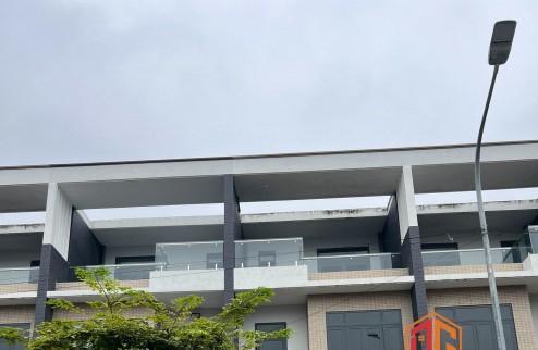 Nhà bán liên kế KDC Bửu Long trục E3 1 trệt 2 lầu đường 22m chỉ 5,5 tỷ