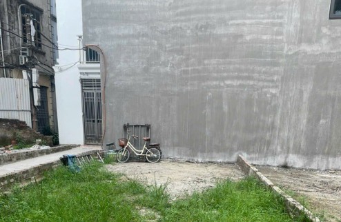 BÁN ĐẤT ĐƯỜNG THỤY PHƯƠNG - BẮC TỪ LIÊM - DT65M2- MT4,5M - GIÁ 5 TỶ - ĐƯỜNG Ô TÔ TRÁN