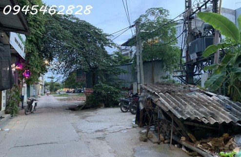 Gia đình mình cần bán gấp đất 5% gần trường học thị trấn Trạm Trôi- Đất xen kẹt ( ngay gần ngã tư trôi, Hoài Đức, hà nội) Mr Ninh 09.4546.2828
