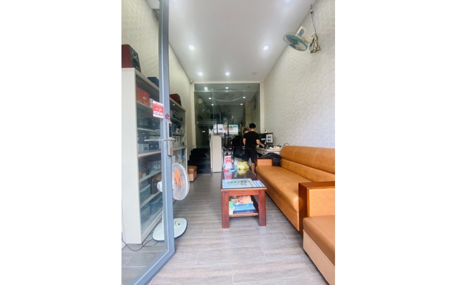 Bán nhà mặt tiền 4 tầng Ba Đình Phường 10 Quận 8 giá chỉ nhỉnh 7 tỷ