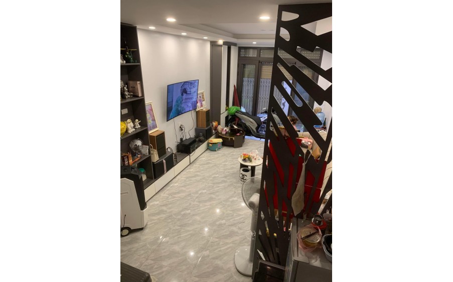 Thanh Xuân, Nhà đẹp dân xây, cách ô tô 5m, mặt phố 10m, 36m x 5T, nhà đẹp ở ngay.