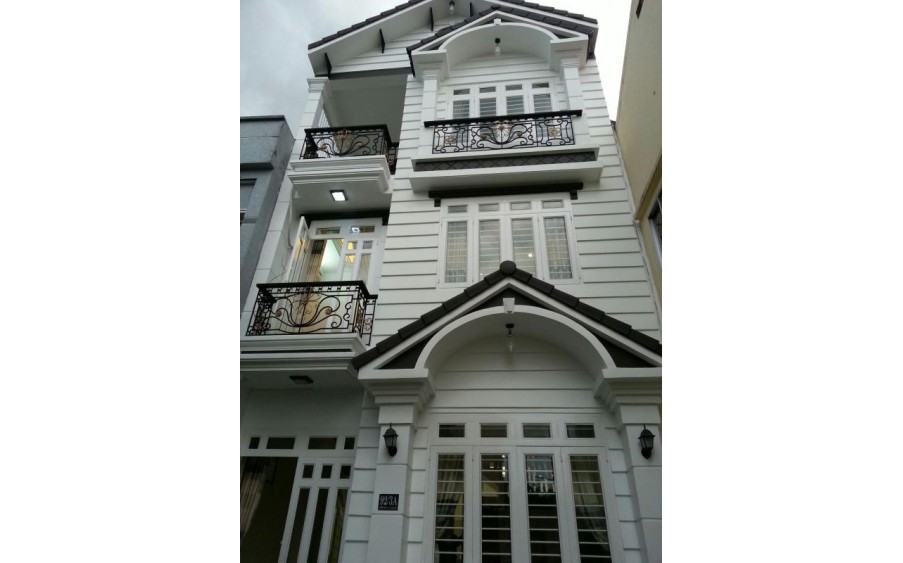 Bán Nhà Hẻm Xe Hơi đường Hồ Văn Huê,Q.Phú Nhuận,DT:7,5mx20m,KC:3 lầu,Giá:23 tỷ