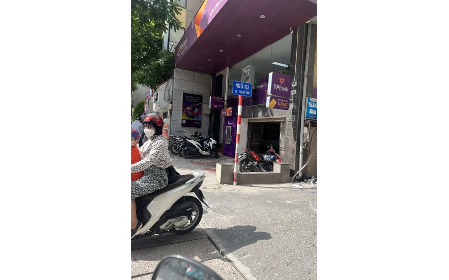 HOT!Nhà siêu mẫu-65m2-6 tầng-thang máy-ôtô-kinh doanh-ngõ 192 phố Lê Trọng Tấn