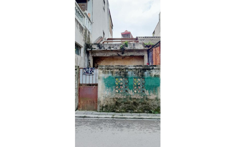 Bán nhà C4 Lâm Tiên, tổ 13 TT Đông Anh, 61m oto vào nhà, thông nhỉnh 4 tỷ LH: 0936123469