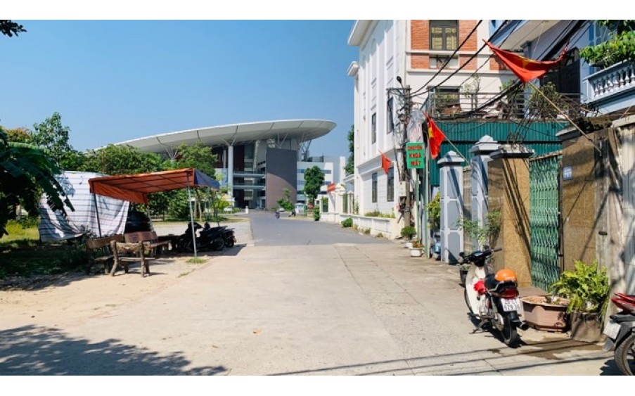 Bán đất Đản Dị, cạnh trường đảng, 3oto tránh, thông, 90m giá 6,x tỷ LH: 0936123469