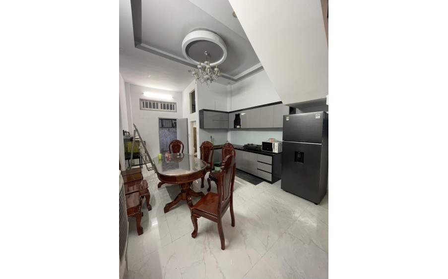 Tam Phú Nhà VIP Tô Ngọc Vân - MẶT TIỀN XE TẢI - 3 tầng, 4.2x14,5, 3 TẦNG ĐÚC MỚI - XE HƠI NGỦ TRONG NHÀ