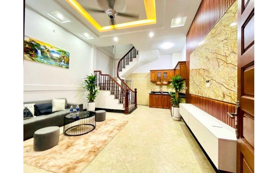 BÁN NHÀ TAM TRINH,NHÀ MỚI NGÕ NÔNG ,GIÁ HƠN 4 TỶ XE BA GÁC