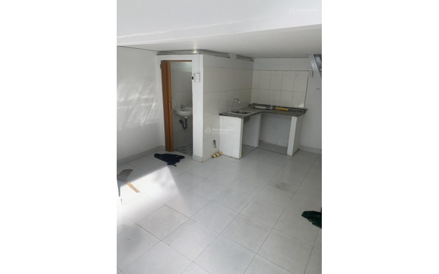 bán nhà mặt phố 8.6×3.3m đường Thích Quảng Đức, Phú Nhuận – Nhà đang cho thuê 15tr/tháng