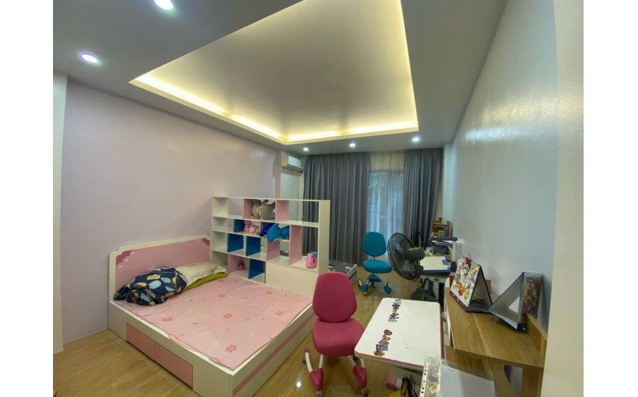 BÁN  NHÀ BỒ ĐỀ 40M2, 5 TẦNG, Ô TÔ ĐỖ CỬA, GẦN HỒ BỒ ĐỀ, KHU DÂN TRÍ CAO