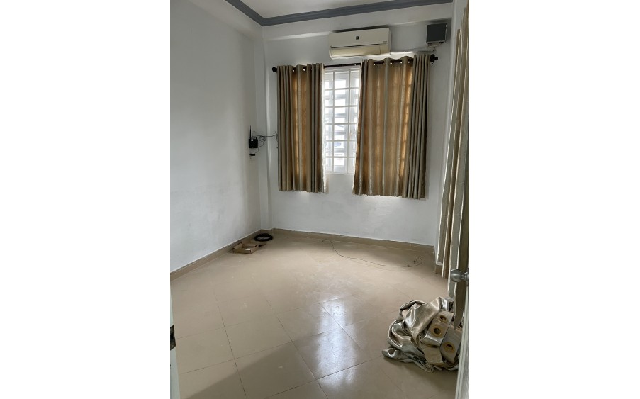 Chính chủ cho thuê nhà 4 tầng hẻm xe hơi đường Phan Văn Trị