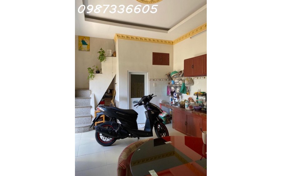 NHÀ 2 LẦU 3 PHÒNG NGỦ 2 WC NHỈNH 2 TỶ KHU XA LỘ HÀ NỘI GẦN  ỦY BAN Q9 CŨ PHƯỚC LONG B THỦ ĐỨC