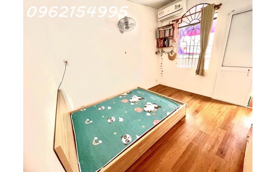 Chỉ hơn 3 tỏi 1 xíu là có ngay nhà mới đẹp 100% - Sát MT đường - Sổ vuông A4  - Dọn vào ở ngay