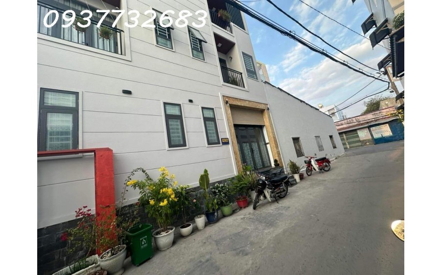 CẦN BÁN GẤP NHÀ ĐƯỜNG LÊ VĂN KHƯƠNG - ĐƯỜNG XE HƠI - ĐẤT VUÔNG NHƯ A4