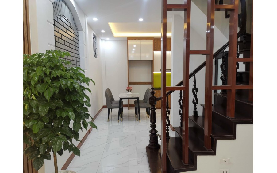 Bán nhà ngay sát KĐT Đại Kim Mới, 15m ra ô tô, nở hậu, 42m2, Chỉ hơn 7 tỉ xíu xiu