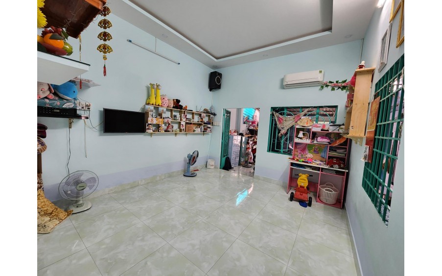 Bán nhà mặt tiền kinh doanh Xã bà Điểm, xây trụ sở ngân hàng đẹp tuyệt