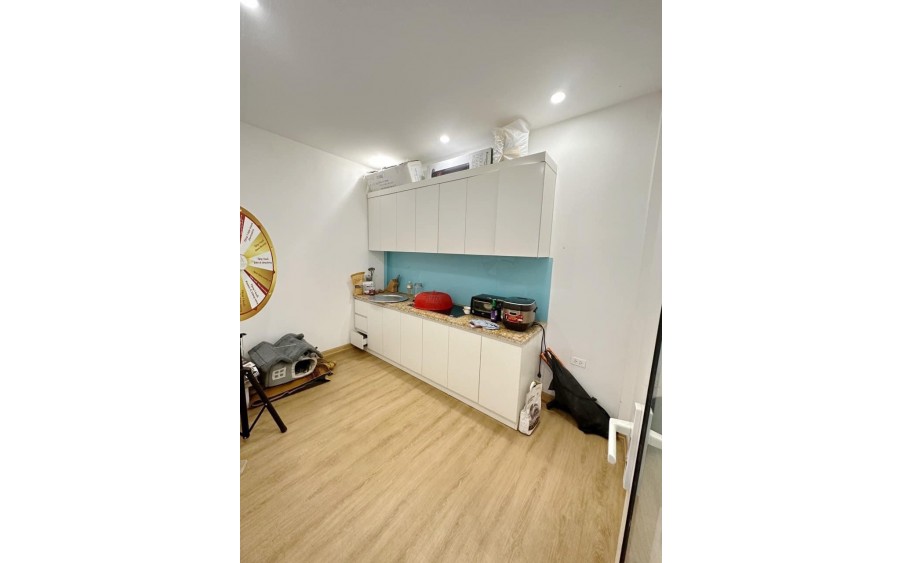 Quan Thổ, Đống Đa 41/45m2 ô tô, 4 tầng kinh doanh, mặt tiền  3.8m giá rẻ 10.5 tỷ