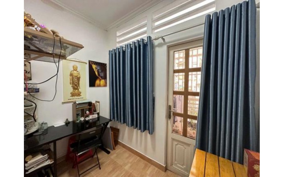 Chính chủ bán nhà tại địa chỉ: 379/3 Lê Hồng Phong, Quận 10