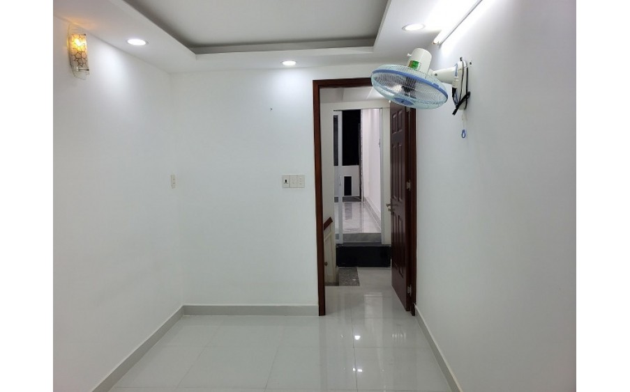 Cần cho thuê gấp nhà hẻm 3 mét Đường Lê Đức Thọ, Phường 16, Gò Vấp.