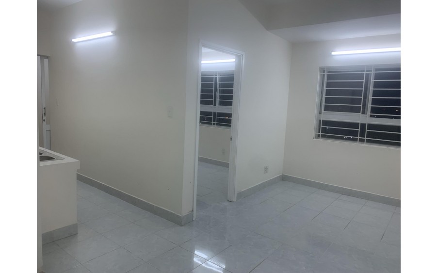 Cho thuê căn 3PN nhà trống tại chung cư 35 hồ học lãm, bình tân. giá 6trieu/tháng