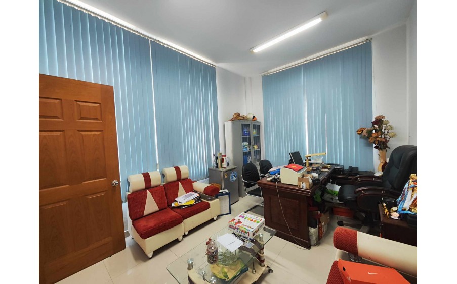 Bán nhà mặt tiền Trần Thị Vững, An Bình, Dĩ An, Bình Dương 210m2 giá rẻ