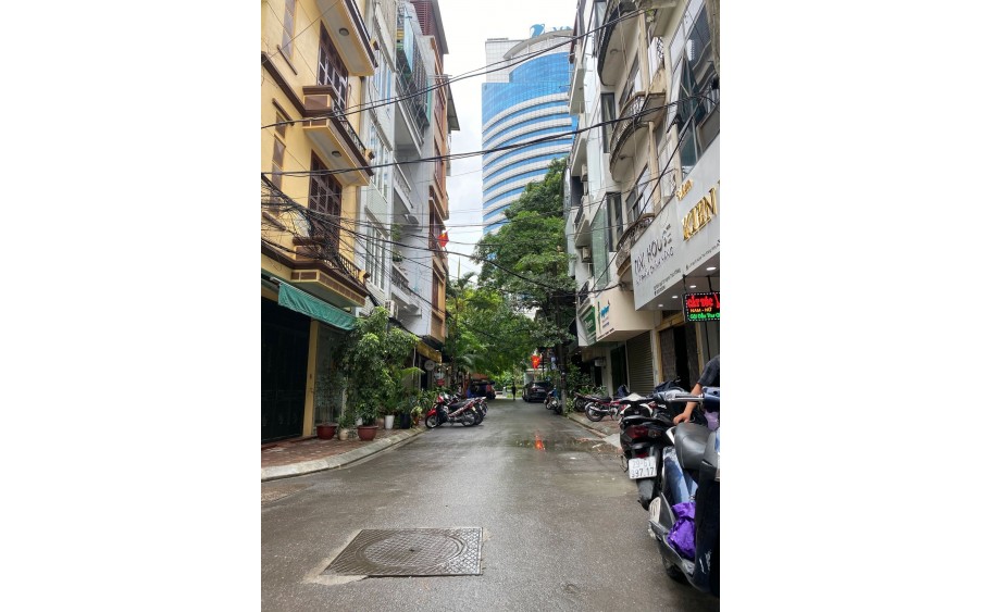 Đẹp ! Huỳnh Thúc Kháng , ngõ ô tô phân lô, vỉa hè kinh doanh , 40m2 7T 4m 16.5 tỷ, sđcc.