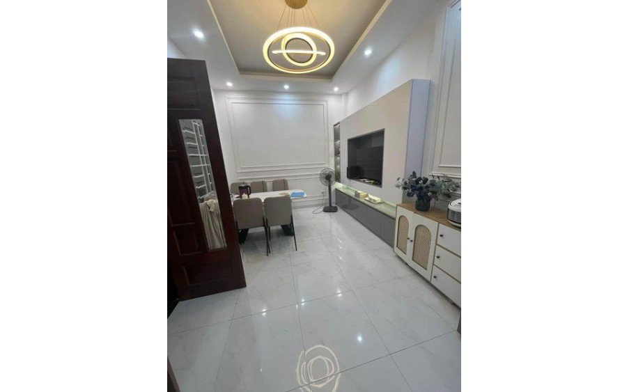 Dịch vụ Vạn Phúc Hà Đông, P Lô ô tô vỉa hè, 50m2, mt5m, giá nhỉnh 6 tỷ.