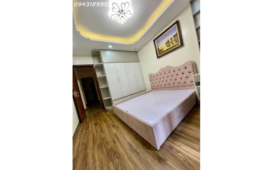 NHÀ DỊCH VỌNG CẦU GIẤY HAI THOÁNG, Ô TÔ, KINH DOANH, NHÀ MỚI  36M2 * 5 TẦNG * GIÁ 7.85 TỶ