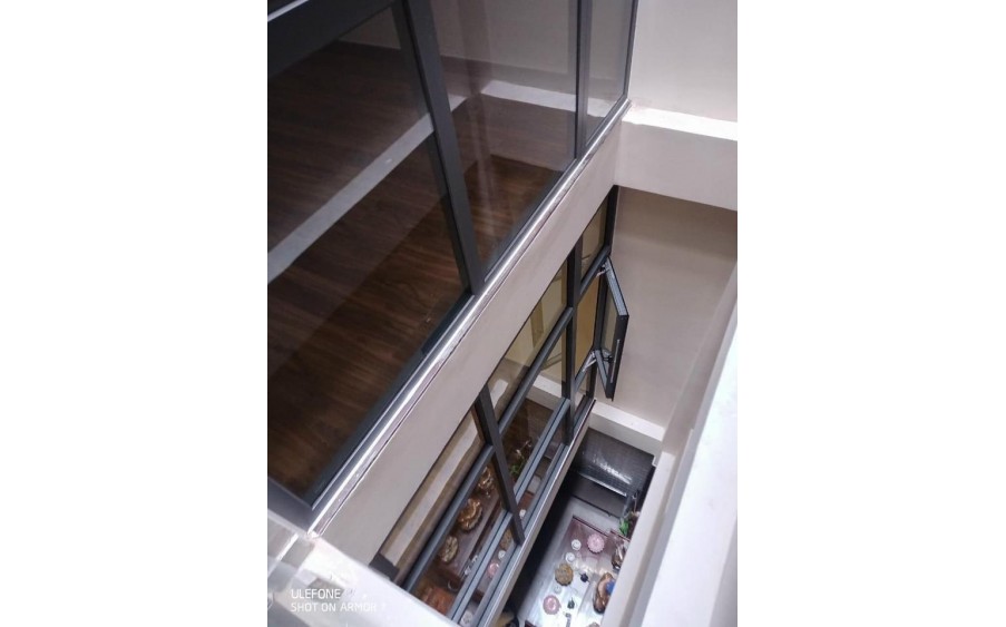 Nhà mặt tiền Ngay Ngã tư 7 Hiền170m2 5 Tầng 20 Phòng CHDV chỉ 37 tỷ Tân Bình