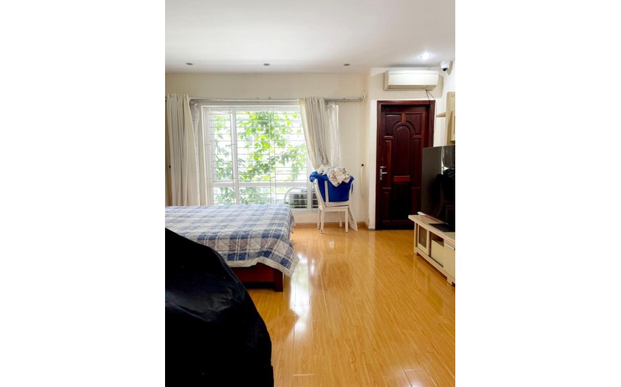 BÁN BIỆT THỰ MẶT PHỐ ĐÔNG QUAN CẦU GIẤY 130m 5T 10m MẶT TIỀN RỘNG, LÔ GÓC 3 THOÁNG, Ở VÀ KINH DOANH