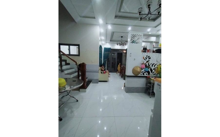 NGỘP BANK -Bán nhà. Khu Biệt thự ven sông. Phú Xuân Nhà Bè. View công viên - đường nhựa 8m