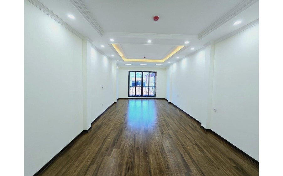 HIẾM MP VĨNH PHÚC BA ĐÌNH, VỈA HÈ, KINH DOANH,NHÀ ĐẸP 9 TẦNG THANG MÁY 45M2 *  GIÁ 22 TỶ