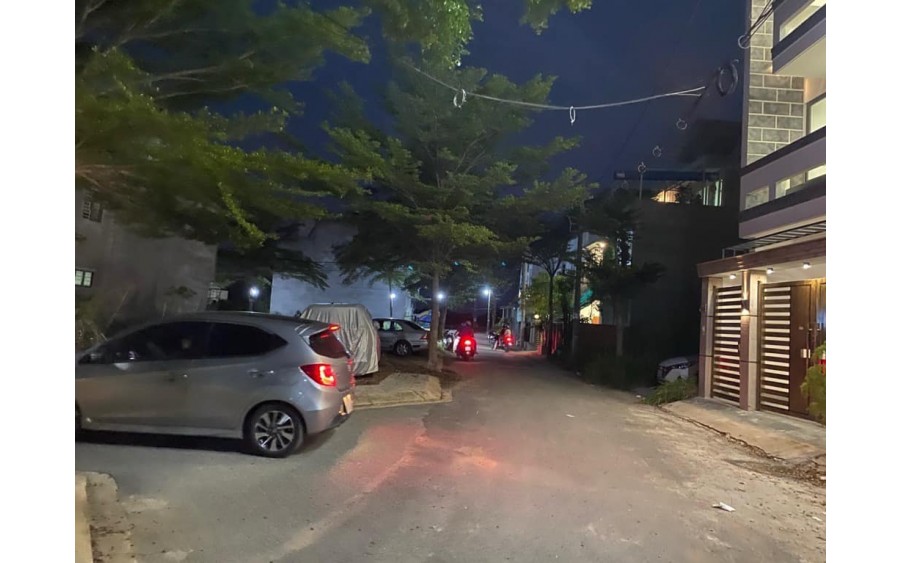 CHỦ CẦN BÁN NHANH - NHÀ 3 TẦNG - Ô TÔ 7 CHỔ NGỦ TRONG NHÀ - KDC THANH QUẾ - NGUYỄN BÌNH