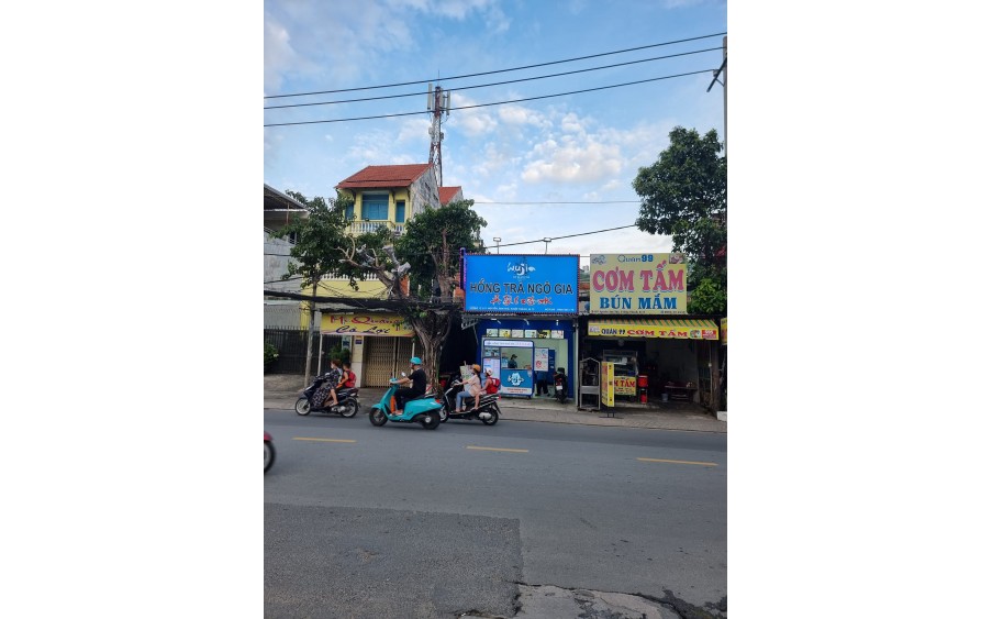 Bán nhà mặt tiền Nguyễn Ảnh Thủ 5,1x23m giá 10,5 tỷ