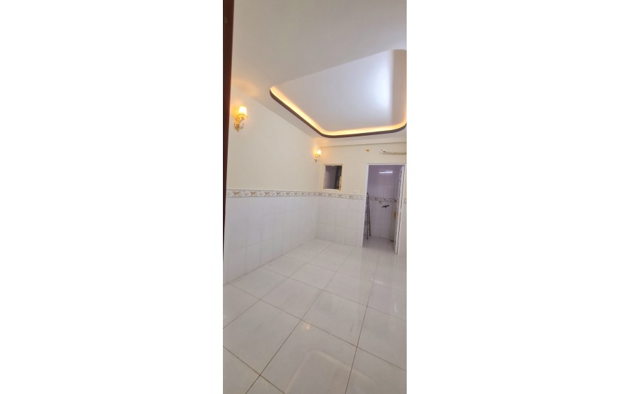 NHÀ ĐẸP GIÁ RẺ SỔ HỒNG HOÀN CÔNG! NGAY CHỢ MINH PHÁT