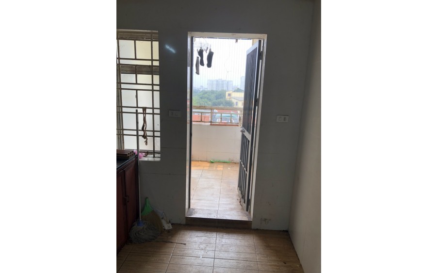 Căn hộ KĐT Mỹ Đình 2 83m2 3PN sẵn nội thất đẹp giá chỉ 3 tỷ 8