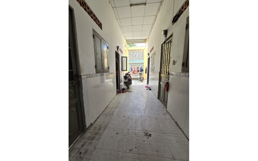 Bán Phòng Trọ Nguyễn Cửu Phú, Tân Tạo A, Bình Tân, Ngang 10m x 20m, tổng 14 phòng cho thuê 30 triệu tháng, Bán Giá Chỉ 11 Tỷ