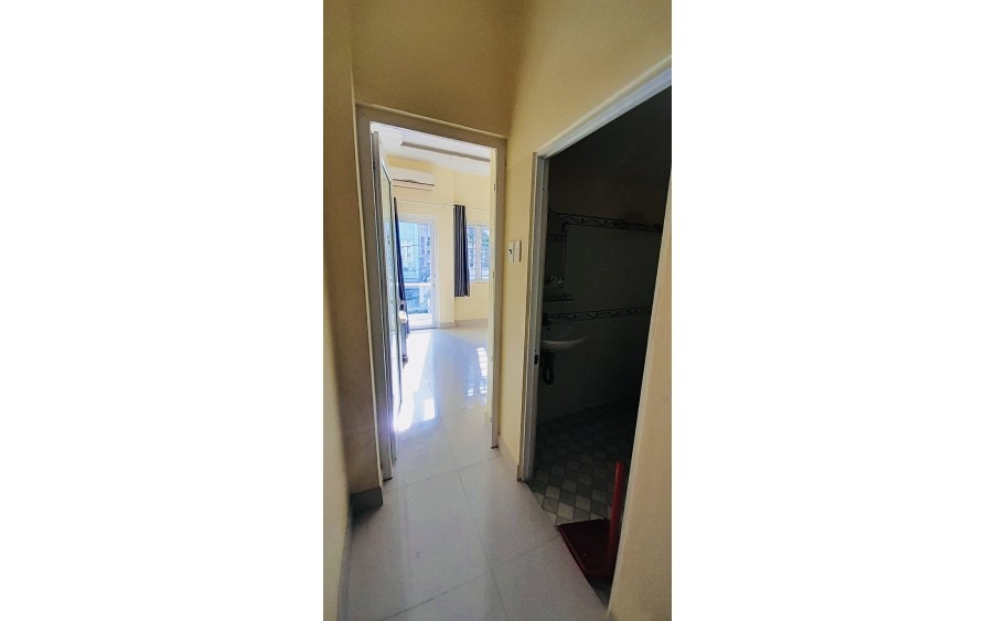 Bán Nhà Ngay Chợ Tân Hương Tân Phú Hẻm 7M - 33m2, 3 Tầng Ơ Ngay - 4.45 Tỷ
