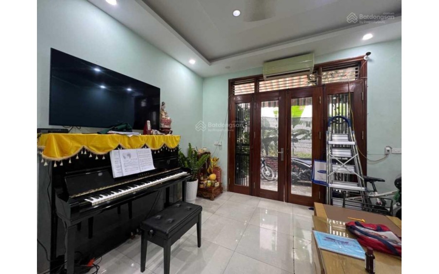 4.5 Tỷ, nhà sát gần Aeon Long Biên, Vip, Hiếm -Lô Góc